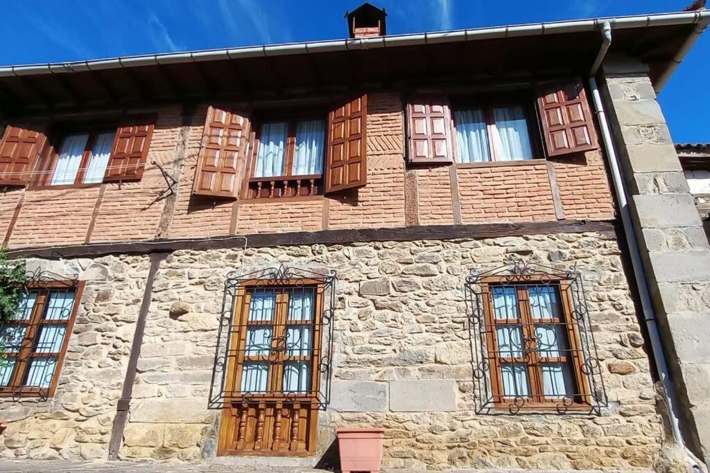 Casa Rustica En Dobres Con Vistas A La Montanaヴィラ エクステリア 写真